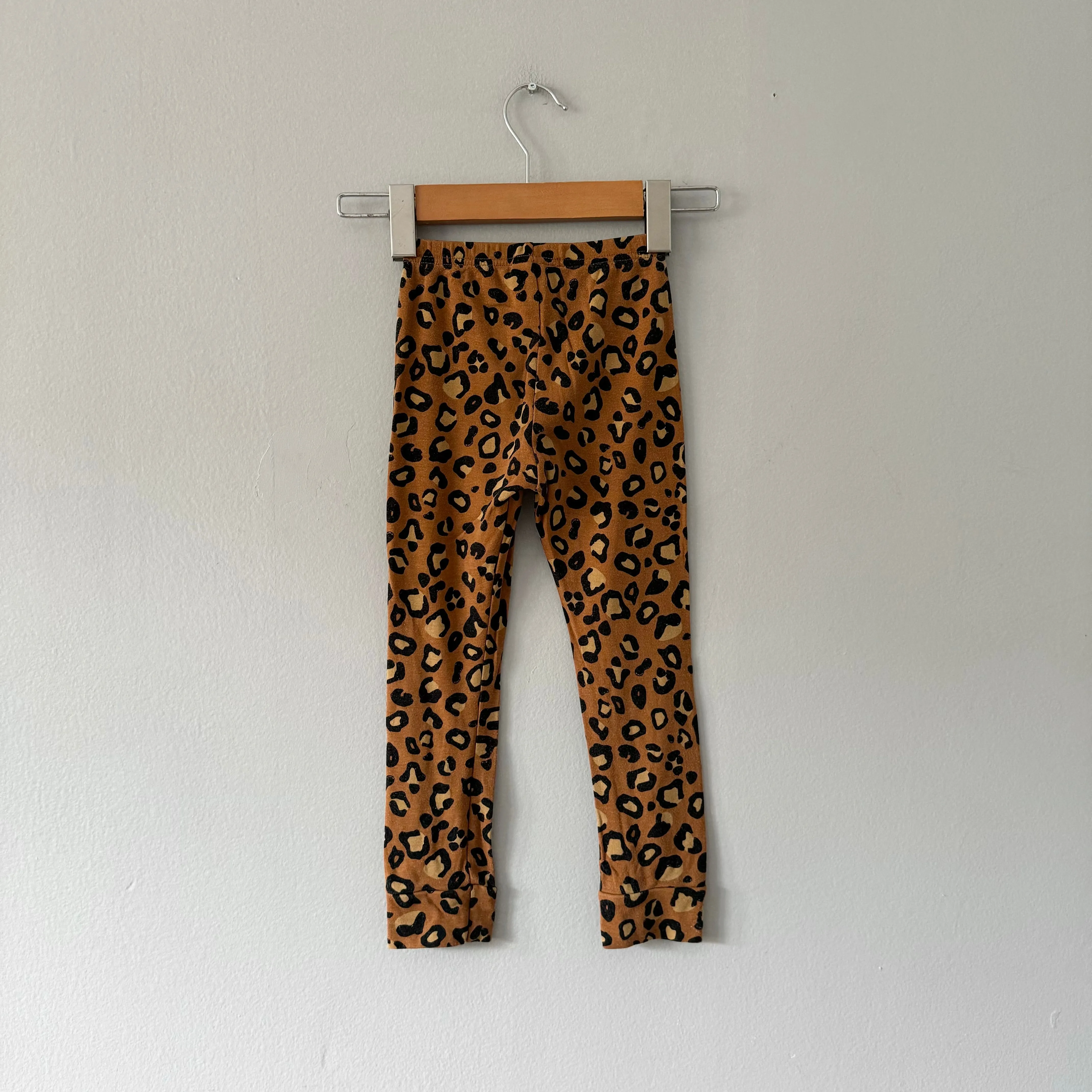 Little & Lively / Leopard leggings / 4T