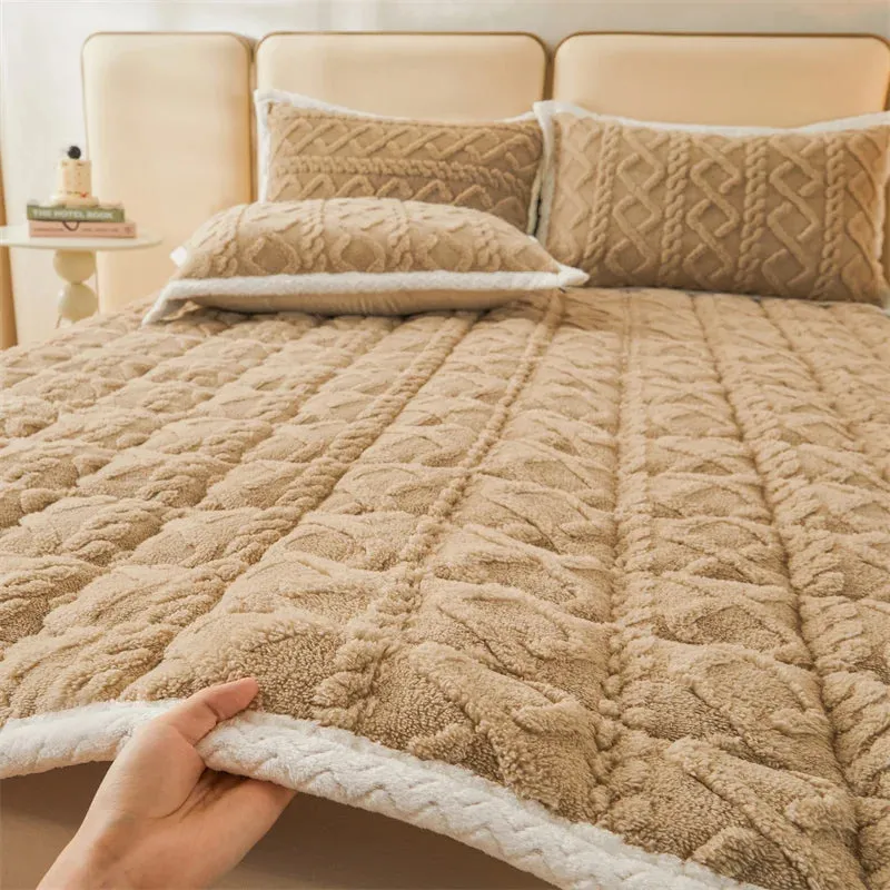 Thick Warm Winter Blanket Mattress Pad